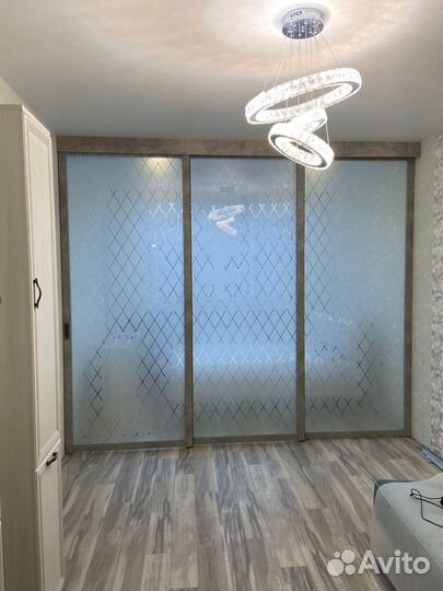 Раздвижная перегородка на заказ