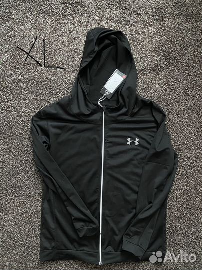 Кофта спортивная