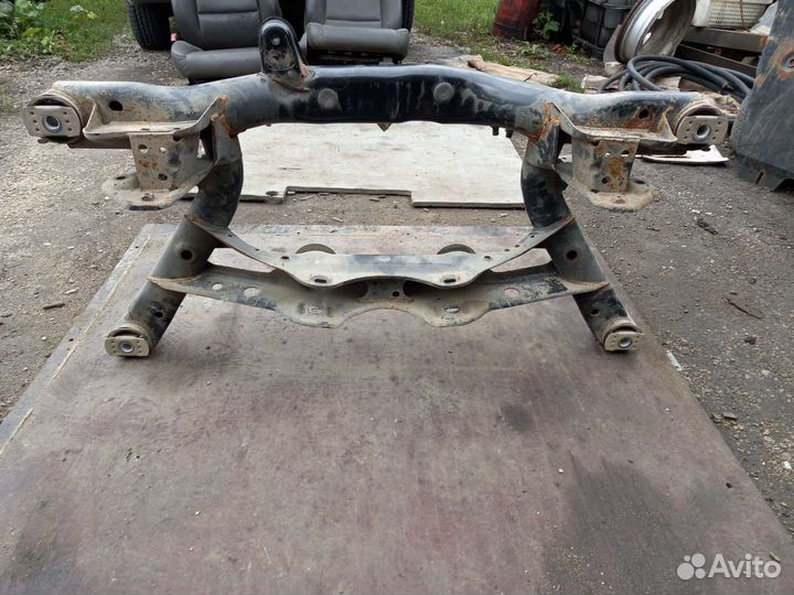 Подрамник задний VW Tiguan 1