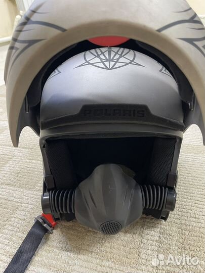 Шлем для снегохода