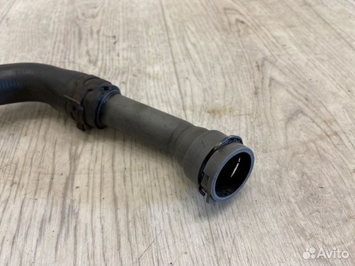 Шланг радиатора правый Ford Kuga DR txda 2011