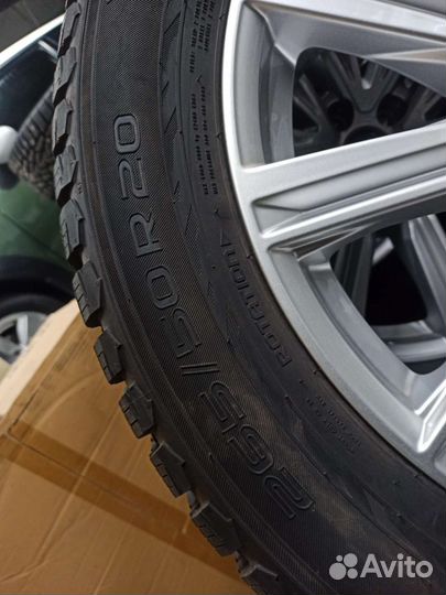 Зима шипы в сборе Ауди Q7 Q8 R20 Hakkapelita 9