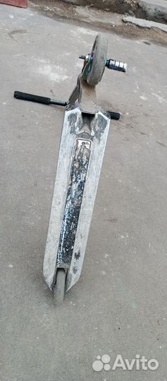 Трюковой самокат tech team eddy