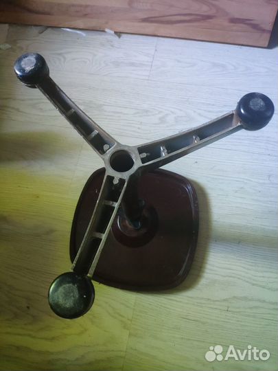 Стул для фортепиано