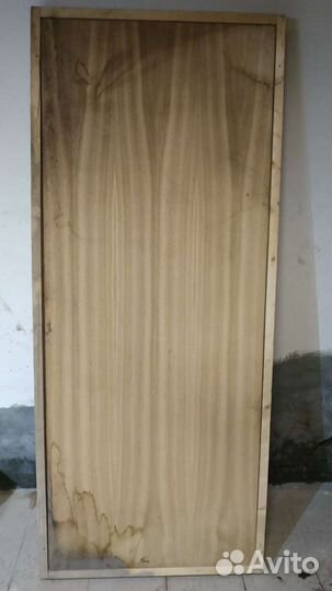 Дверь крепкая. На дачу