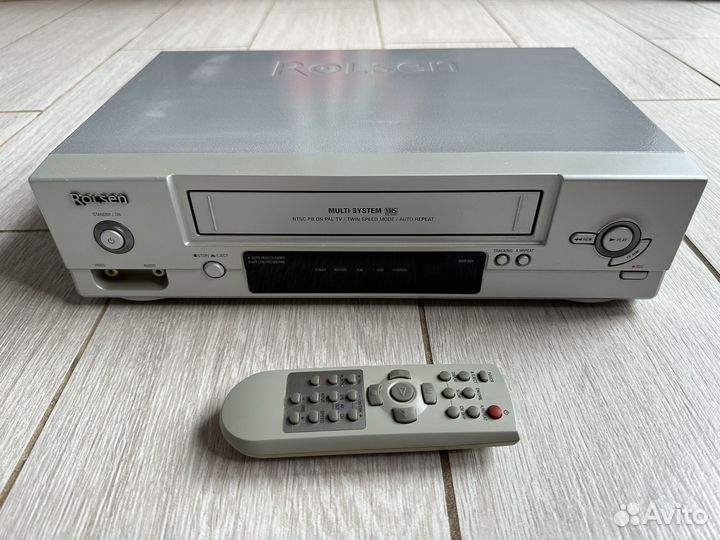 Видеомагнитофон Rolsen RVP-201