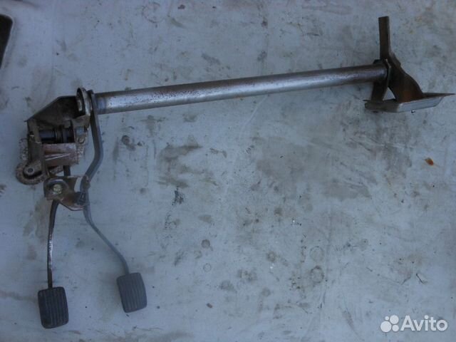 Педаль тормоза для Mitsubishi Lancer C6 1988-1992
