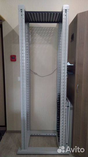 Шкаф / Стойка и Опции для 19