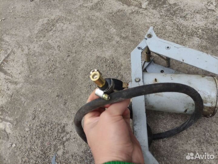 Насос для подкачки колес