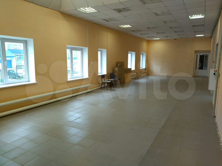 Торговая площадь, 900 м²
