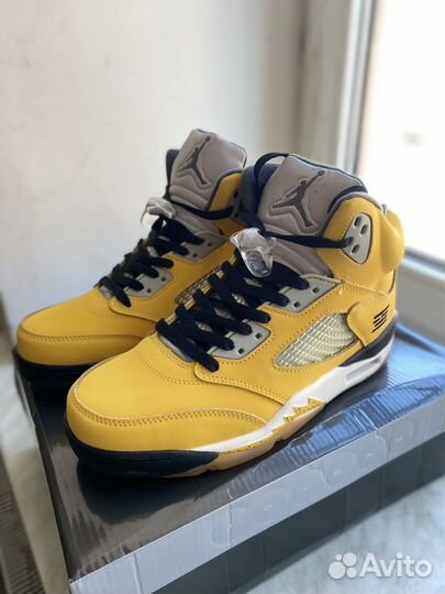 Кроссовки Air Jordan 5 Retro 