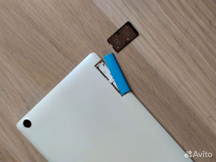 Lenovo tab3 8 LTE 2/16 Gb