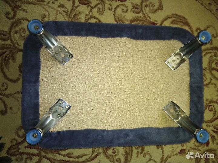 Диван для маленьких пород собак и кошек