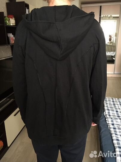 Толстовка на молнии с капюшоном