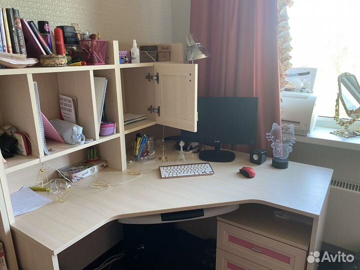 Продам компьютерный стол lazurit