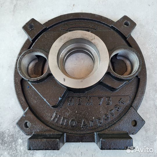 Лобовина передняя вакуумного насоса нум-75