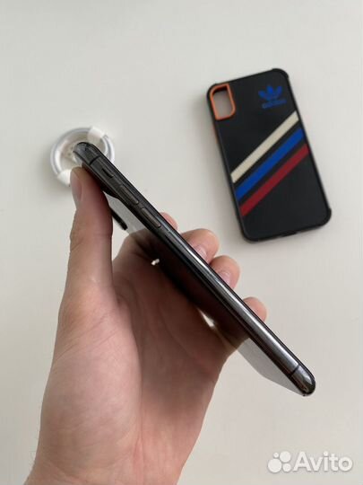 iPhone Xs, 256 ГБ