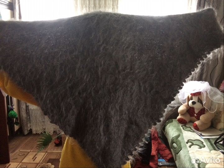 Продам пуховую косынку