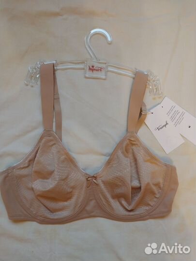 Бюстгалтер новый Triumph 85С беж
