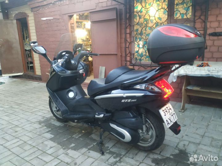 SYM GTS 250