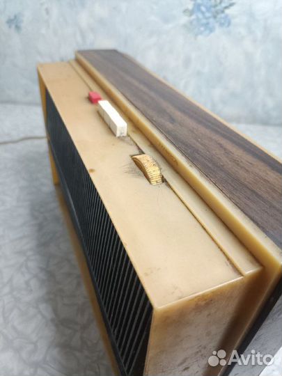 Радиоприемник маяк-202