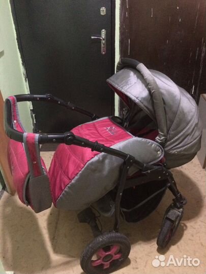 Продаю детскую коляску Zillo 3 в 1