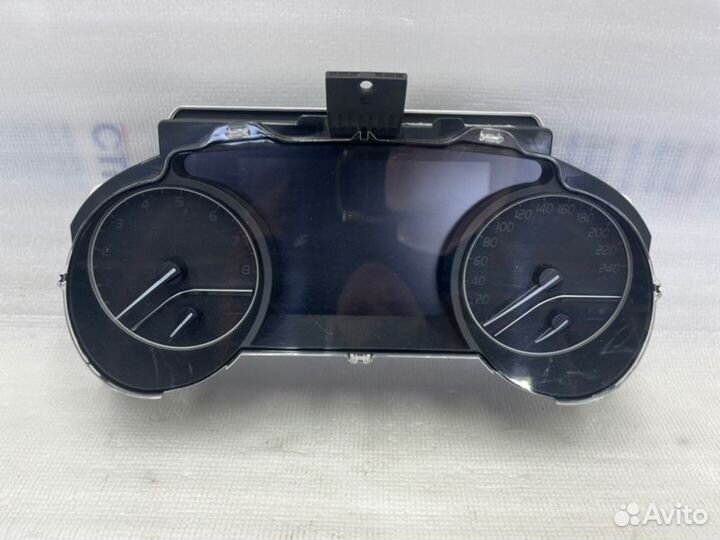 Щиток приборов Toyota Camry V70/V75 2018-2023