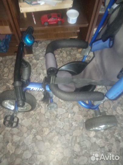 Трехколесный велосипед