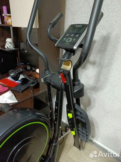 Эллиптический тренажер torneo