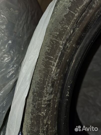 Pirelli P Zero 275/35 R20