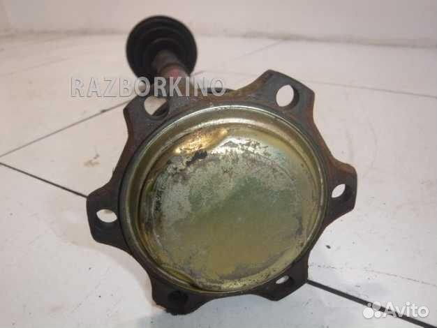 Привод передний правый