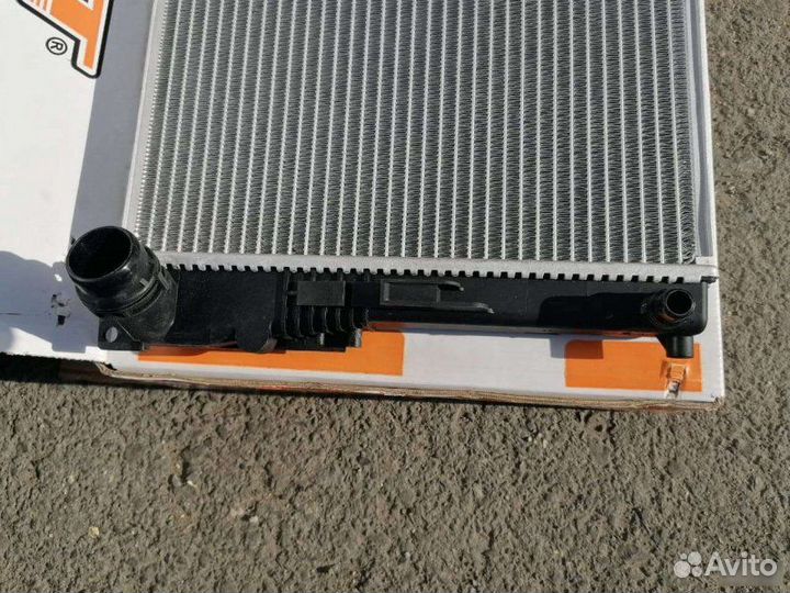 Радиатор Bmw 1 F30