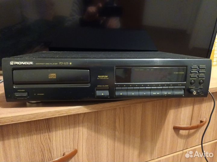 Проигрыватель дисков Pioneer