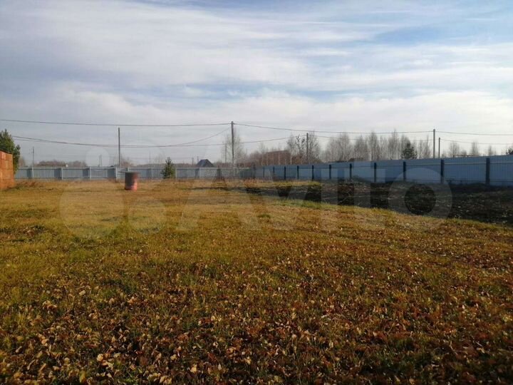 Дом 26,8 м² на участке 15 сот.