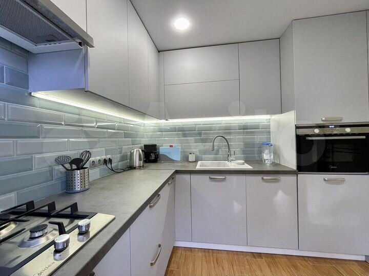 2-к. квартира, 43 м², 3/4 эт.