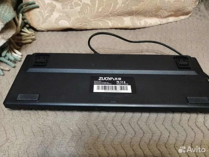 Клавиатура механическая проводная с RGB-подсветкой