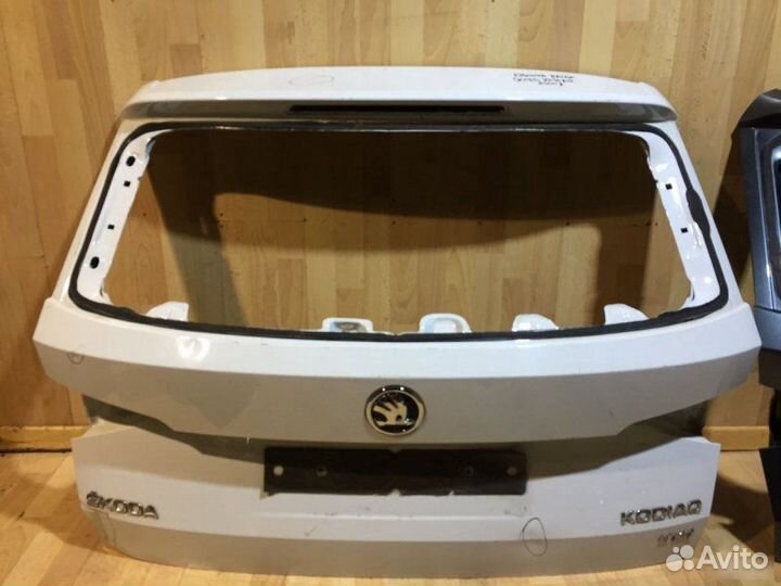 Крышка багажника Skoda