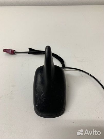 Антенна Audi A4 B8 2007-2011