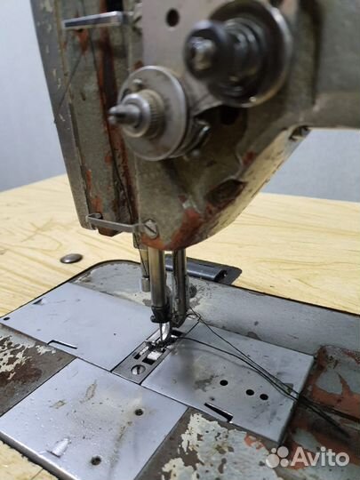 Швейная машинка бу электрическая