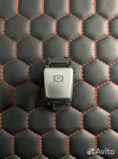 Кнопка стояночного тормоза Mercedes w205