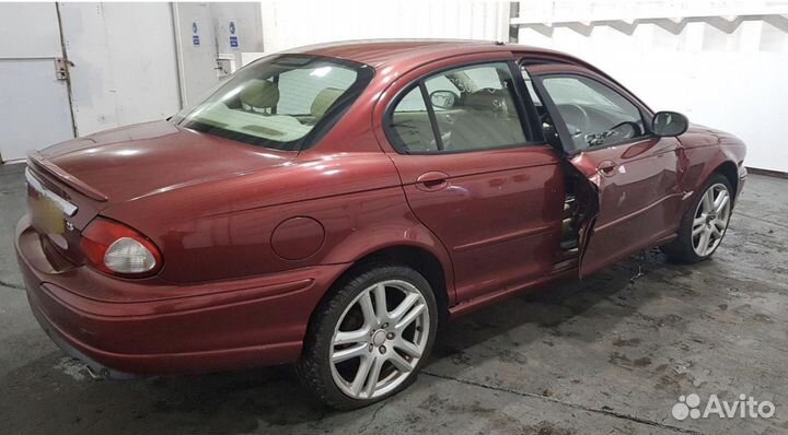 Разбирается Jaguar X-type 2006г. AJ25 2.5 АКПП