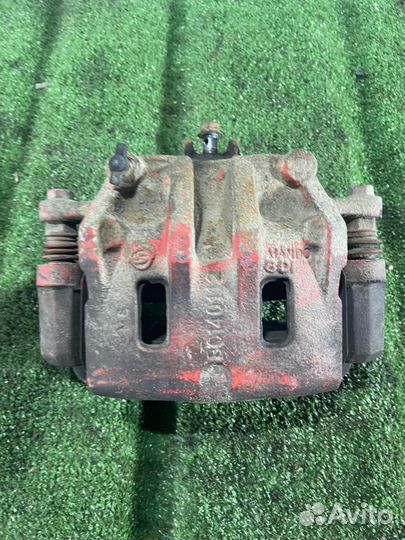 Суппорт передний правый SsangYong Kyron (DJ) 2005