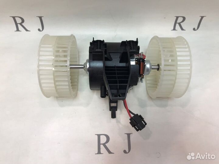Мотор вентилятор печки бмв Е60 BMW 5 E60 6 E63 E64