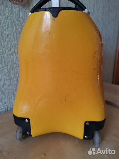 Детский чемодан для девочки