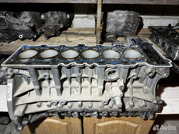 Блок двигателя Bmw 523 F10 N52B25AF