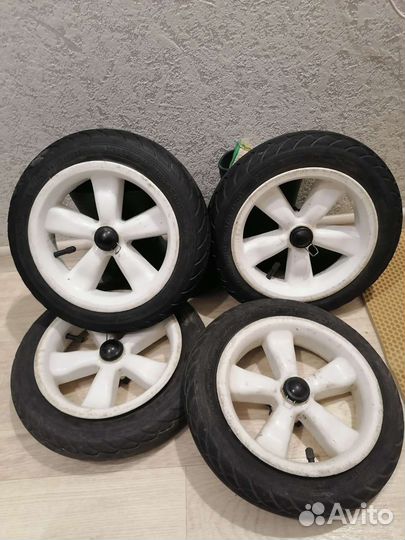 Колеса надувные 12