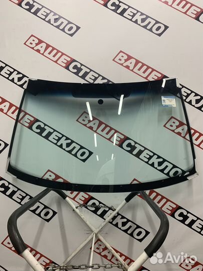 Лобовое стекло Skoda Felicia Замена 1ч