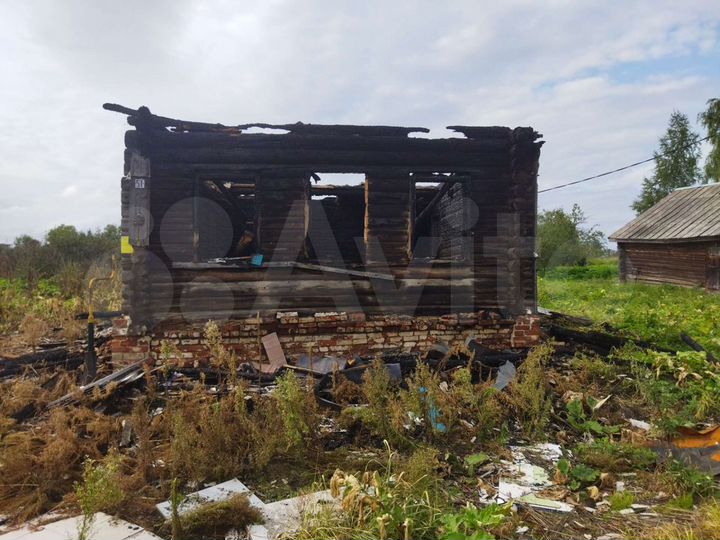 Дом 25 м² на участке 38 сот.