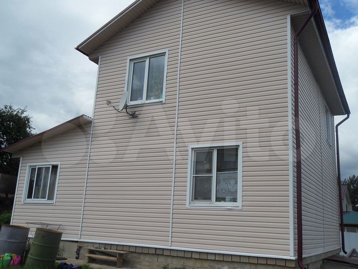 Дом 142 м² на участке 13 сот.