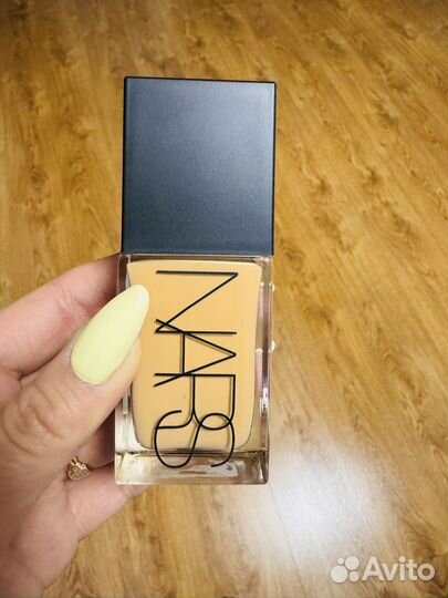 Тональный крем nars